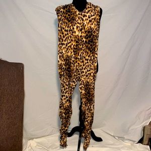 NWOT sleeveless jumper